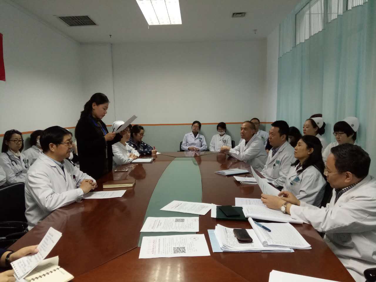内科主任招聘_4.11大型义诊活动 乐观向上,科学治疗,我们帮您战胜帕金森(3)