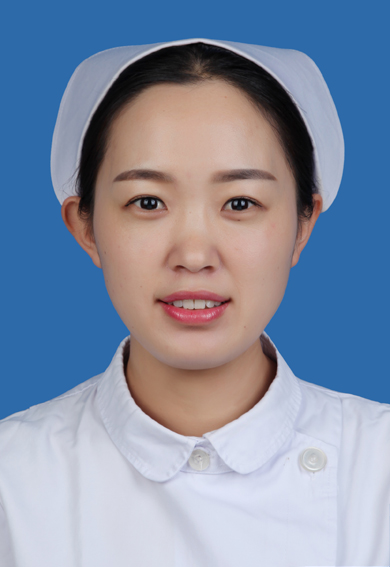 冀仙护师，本科，格言：最怕你碌碌无为，却安慰自己平凡可贵.jpg